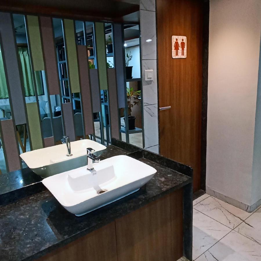 Sharman Suites Pune Luaran gambar